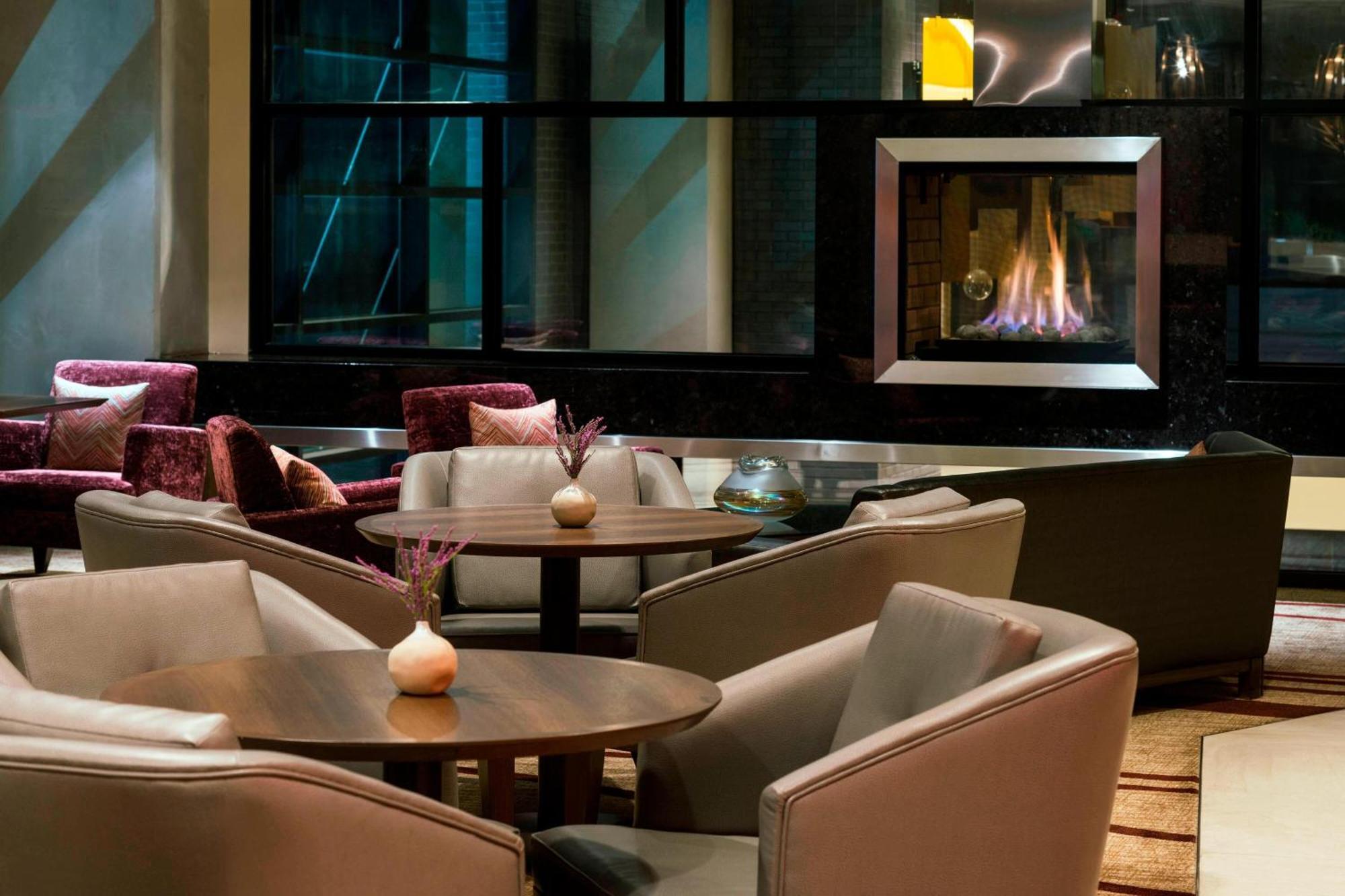 Residence Inn By Marriott Phoenix Downtown Экстерьер фото