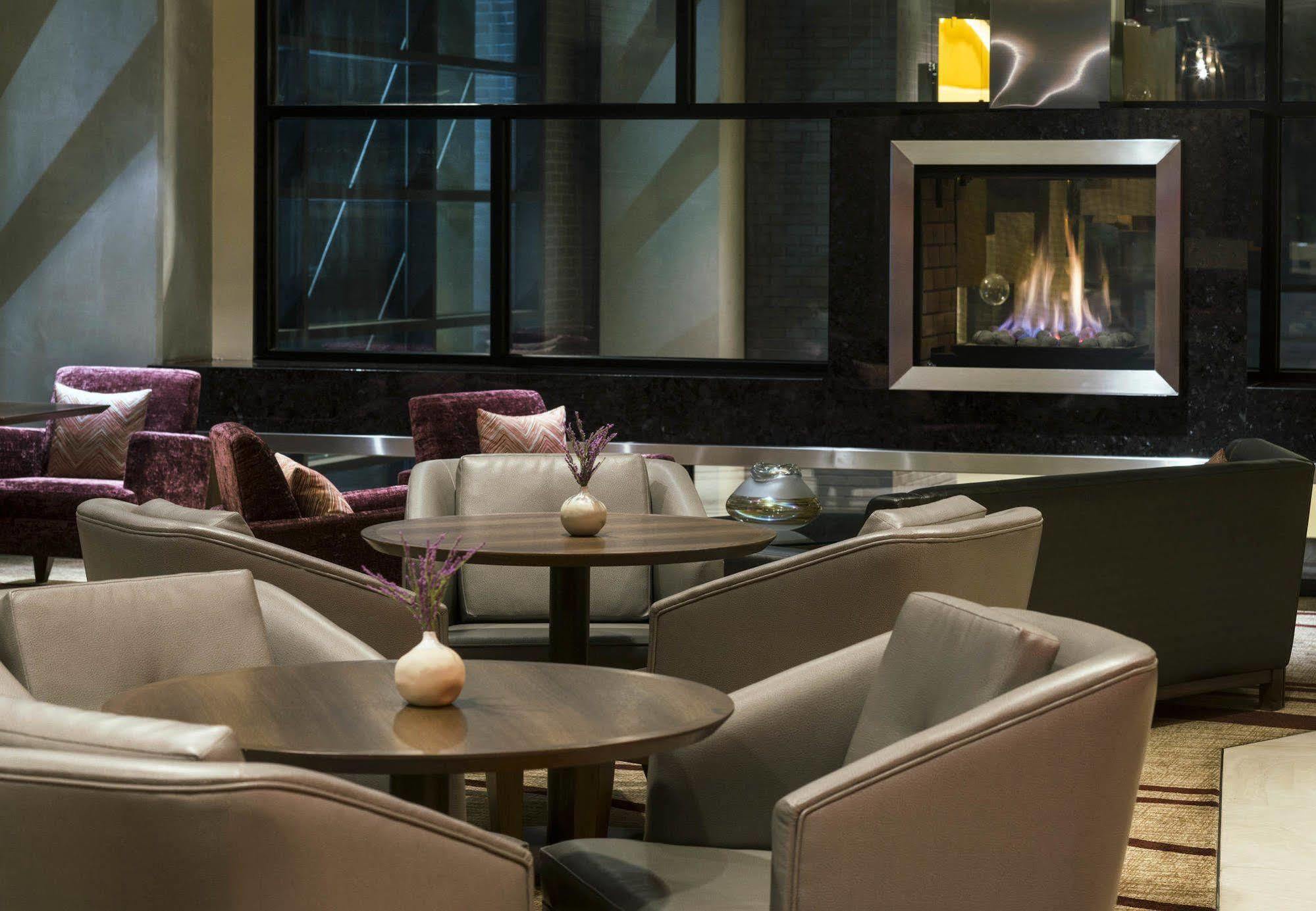 Residence Inn By Marriott Phoenix Downtown Экстерьер фото