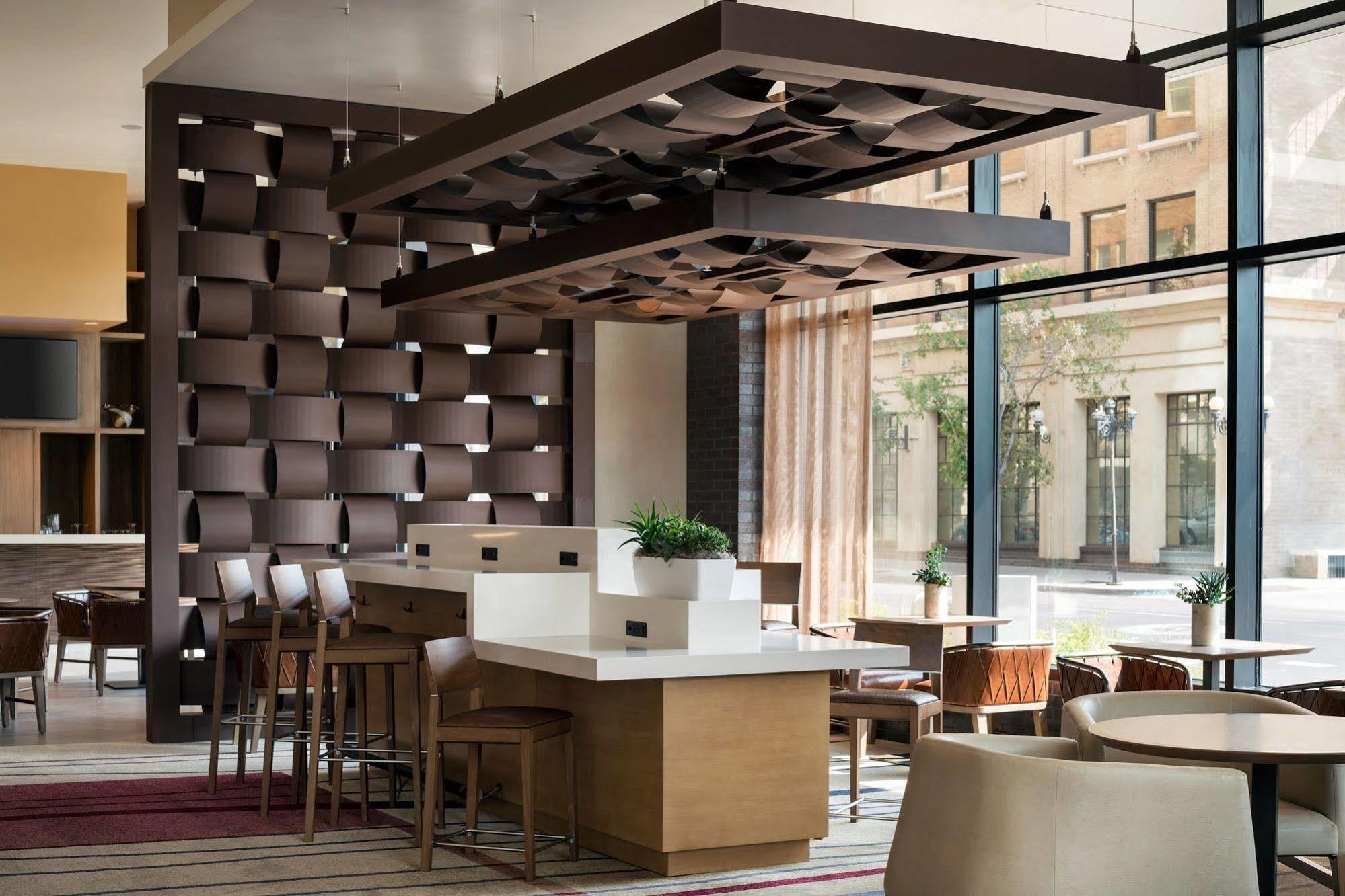 Residence Inn By Marriott Phoenix Downtown Экстерьер фото